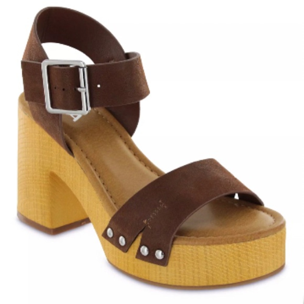 MIA BROWN OPEN TOE FAUX WOOD PLATFORM SANDALS